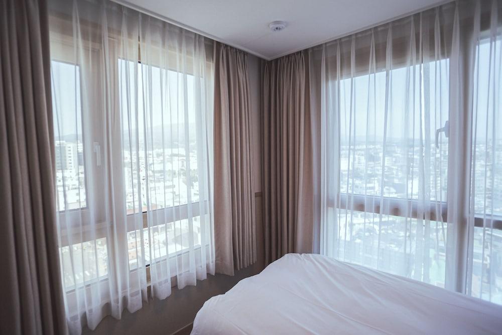 Hotel Kenny Seogwipo Eksteriør billede