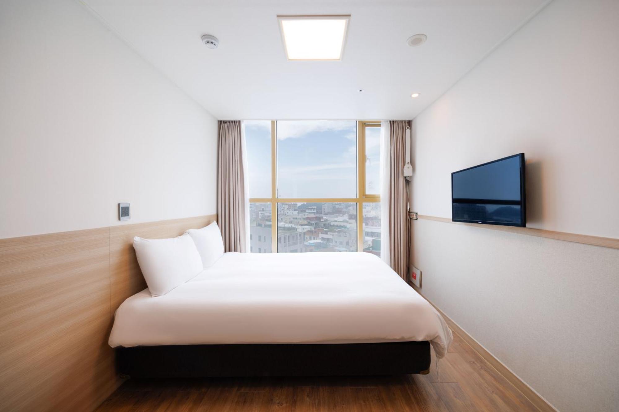 Hotel Kenny Seogwipo Eksteriør billede